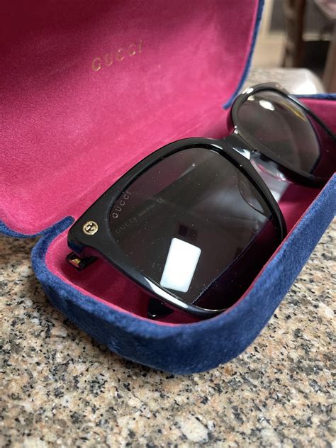 Review of Gucci Sunglasses from “Alan Sunglasses” 